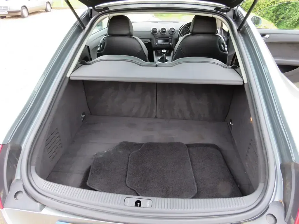 Used Audi TT 201 HP (147 kW) 2007 Grey Coupe