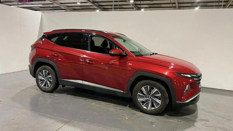 Red Used 2022 Hyundai Tucson SE SUV | £18,777 (Super price) - Image 1/3