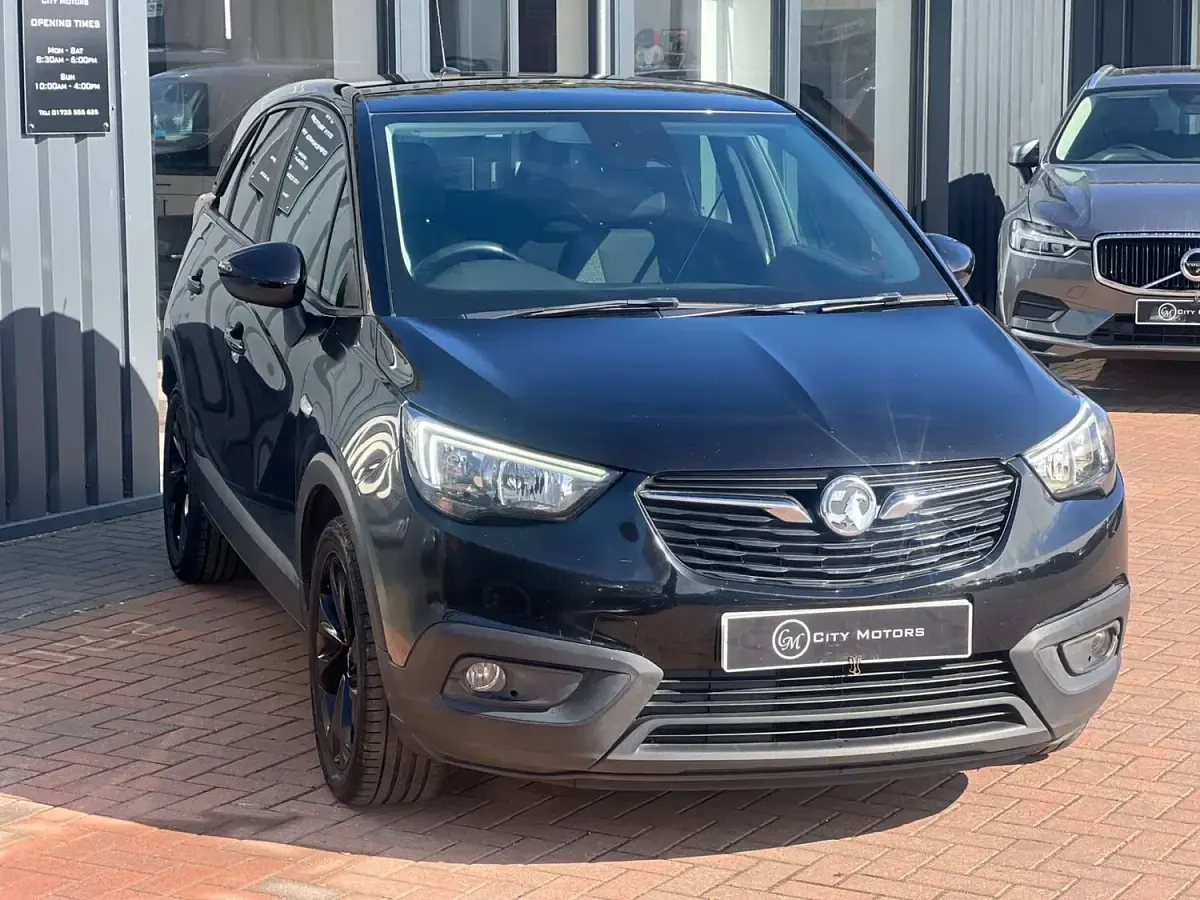 Used Vauxhall Crossland X 2018 Black SUV