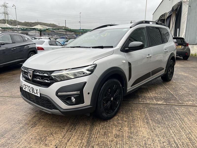 Used Dacia Jogger Extreme 108 HP (79 kW) 2022 Grey MPV