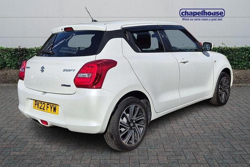 Used Suzuki Swift SZ-L 2022 White Hatchback