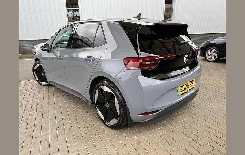 Used VW ID.3 Pro 147 kW (200 HP) 2025 Grey Hatchback
