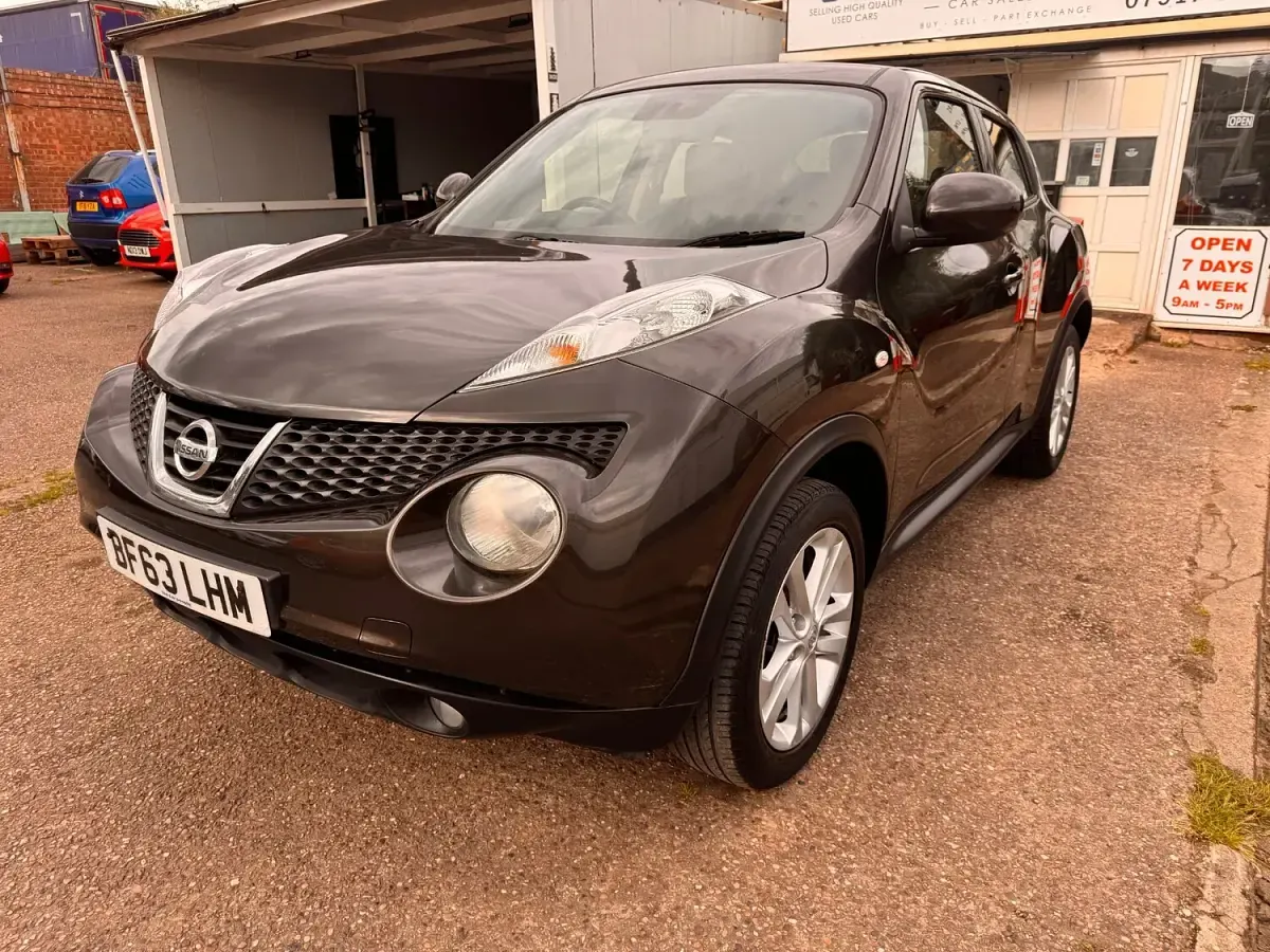 Used Nissan Juke Acenta 115 HP (84 kW) 2013 Orange SUV