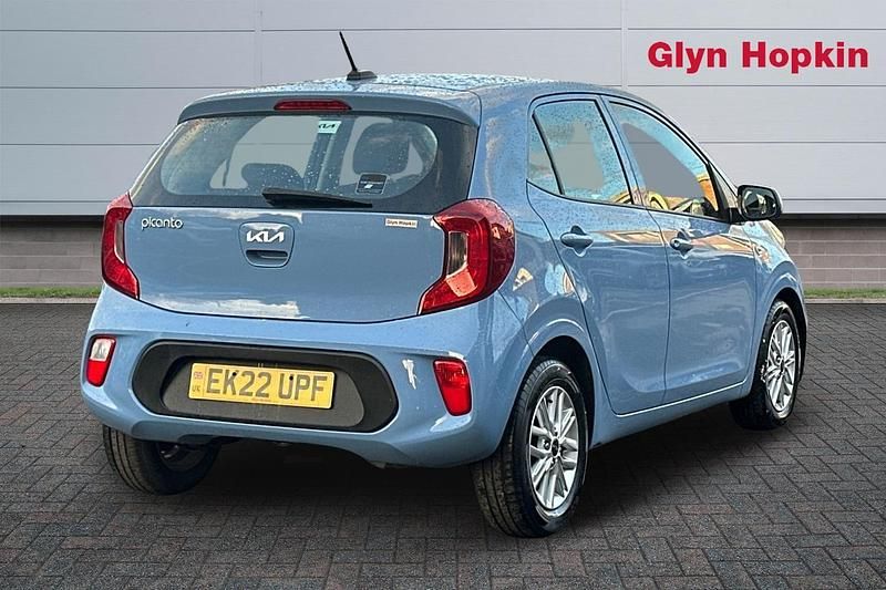 Used Kia Picanto 66 HP (48 kW) 2022 Blue Hatchback