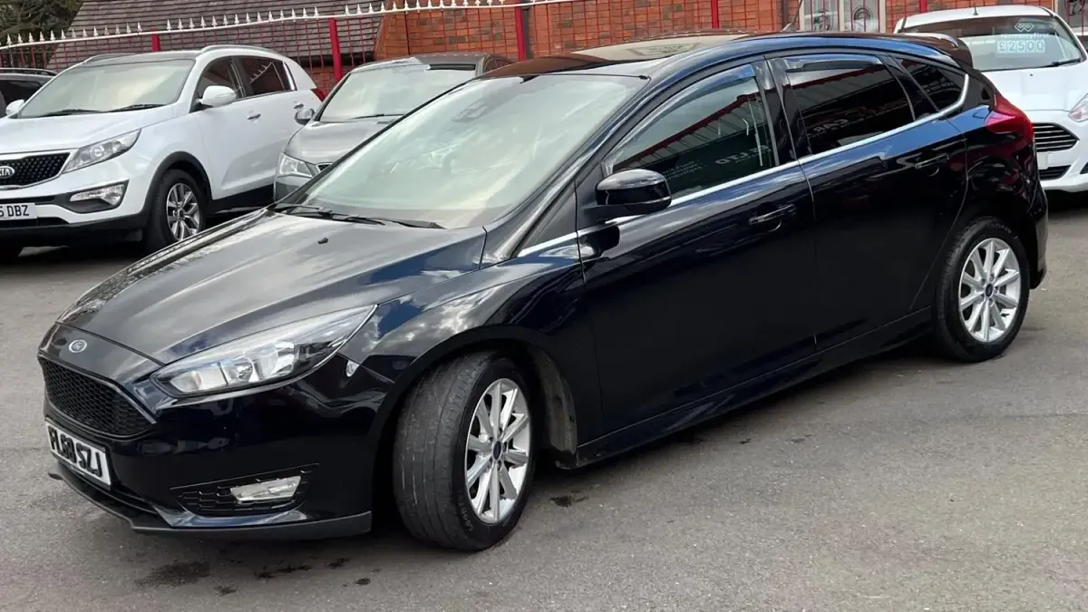 Usado Ford Focus Titanium 125 HP (91 kW) 2018 Preto Citadino
