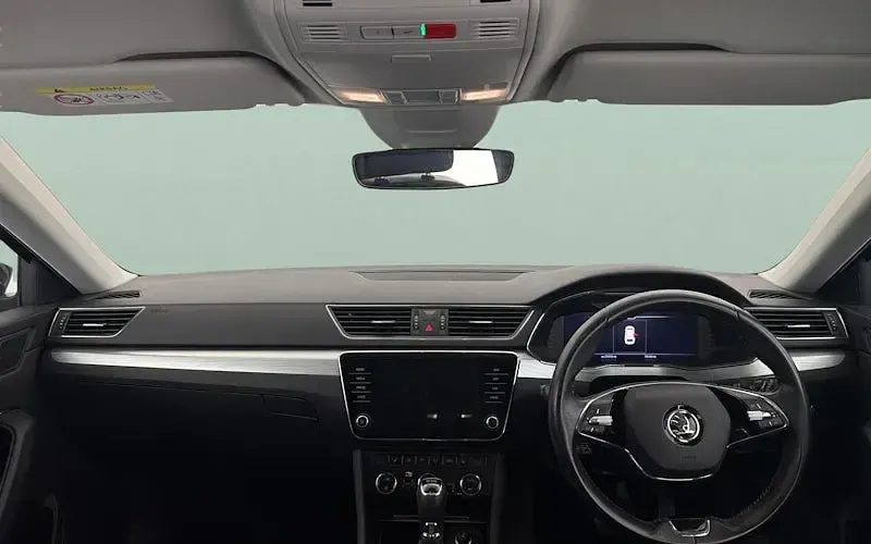 Used Skoda Superb SE Technology 150 HP (110 kW) 2023 Estate