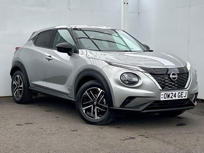 Silver Used 2024 Nissan Juke N-Connecta SUV | £18,891 (Fair price) - Image 1/4