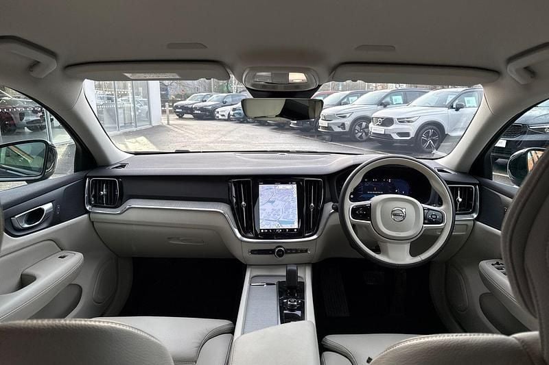 Used Volvo V60 Plus 197 HP (144 kW) 2025 Blue Estate