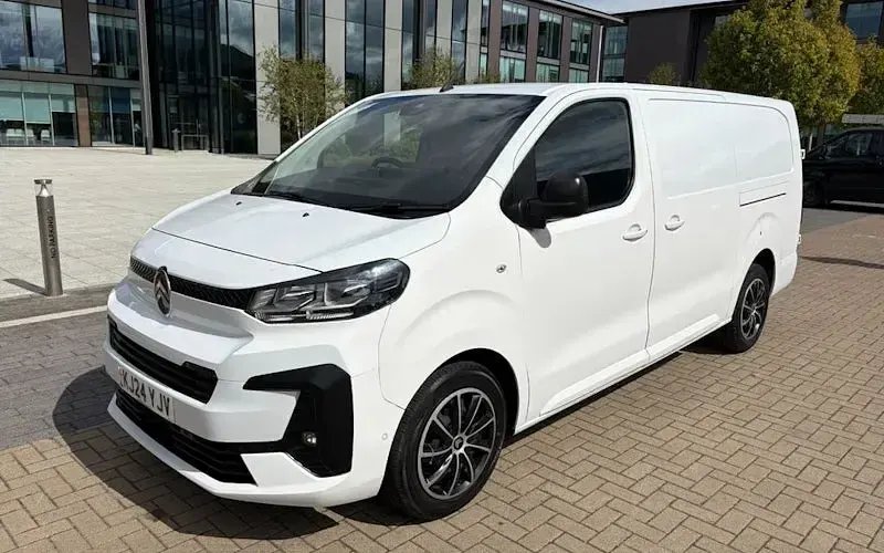 Used Citroën Dispatch 120 HP (88 kW) 2025 MPV