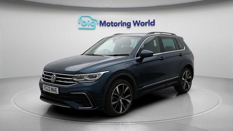 Used VW Tiguan R-line 245 HP (180 kW) 2023 Blue SUV