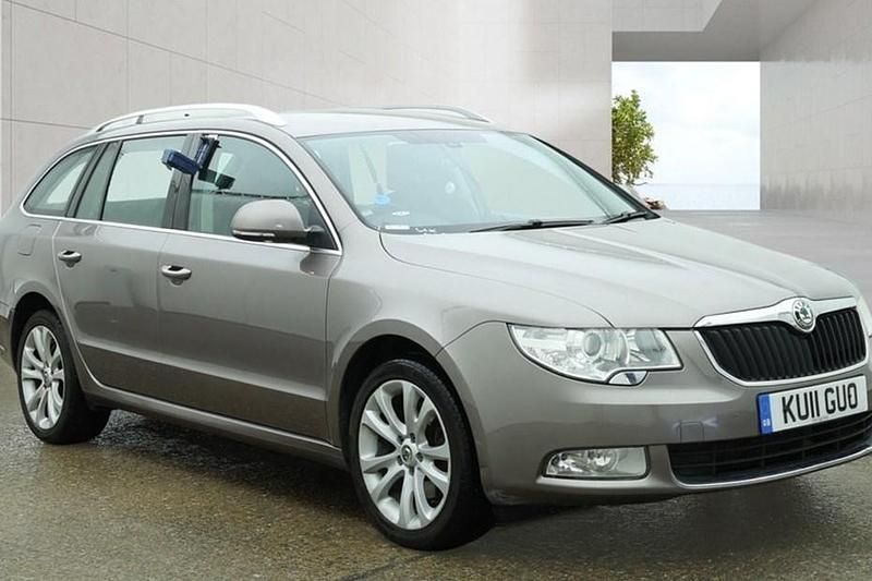 Used Skoda Superb SE 2011 Purple Estate