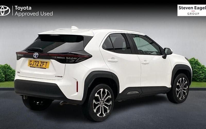 Used Toyota Yaris Hybrid Design 116 HP (85 kW) 2025 Estate