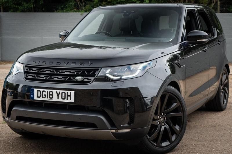 Black Used 2018 Land Rover Discovery 5 HSE SUV | £22,999 (Super price) - Image 1/3