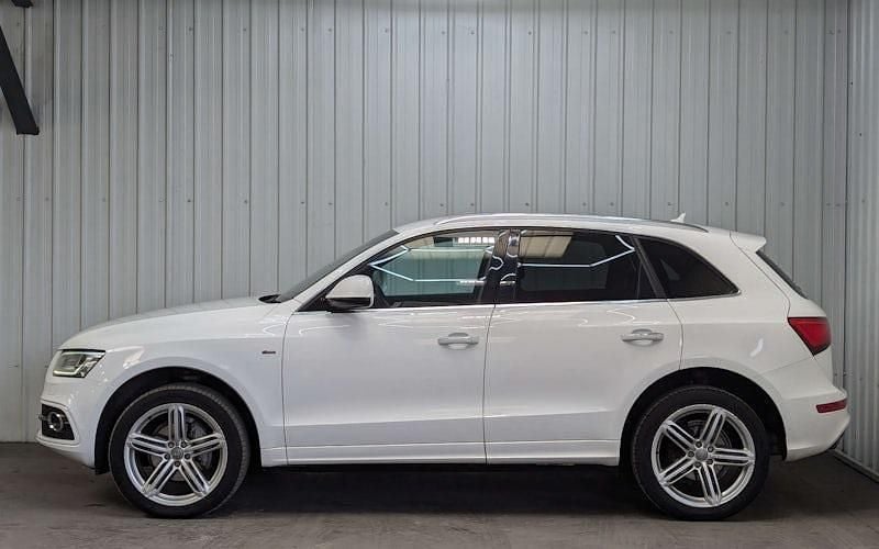 Used Land Rover Discovery Sport SE Dynamic 179 HP (131 kW) 2020 SUV