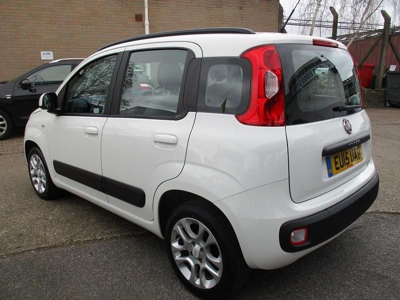 Used Fiat Panda Lounge 69 HP (50 kW) 2015 White Hatchback