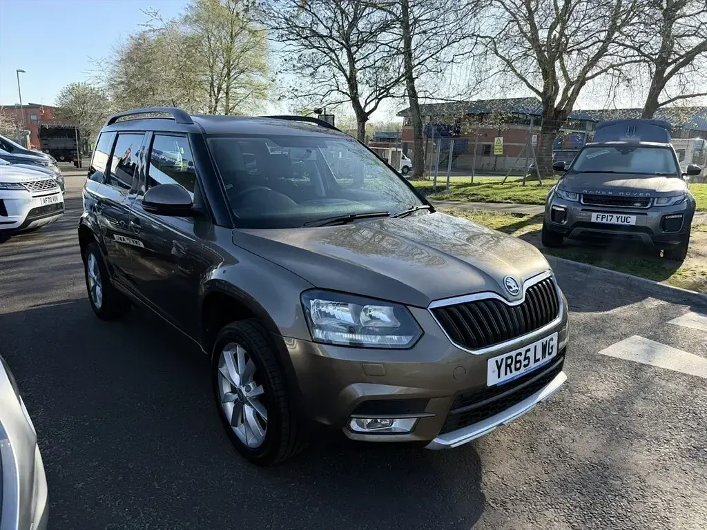 Used Skoda 110 R SE 110 HP (80 kW) 2015 Brown Hatchback