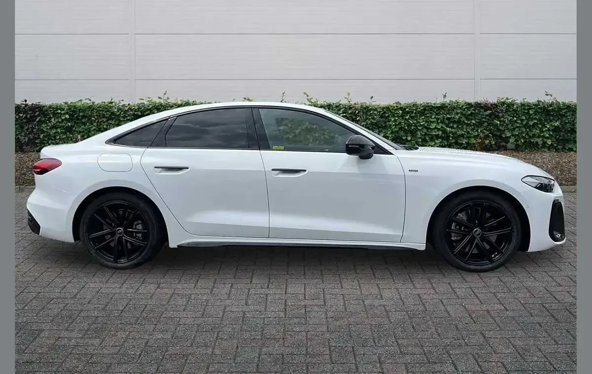 New Audi A5 Comfort 295 HP (216 kW) 2026 White Sedan