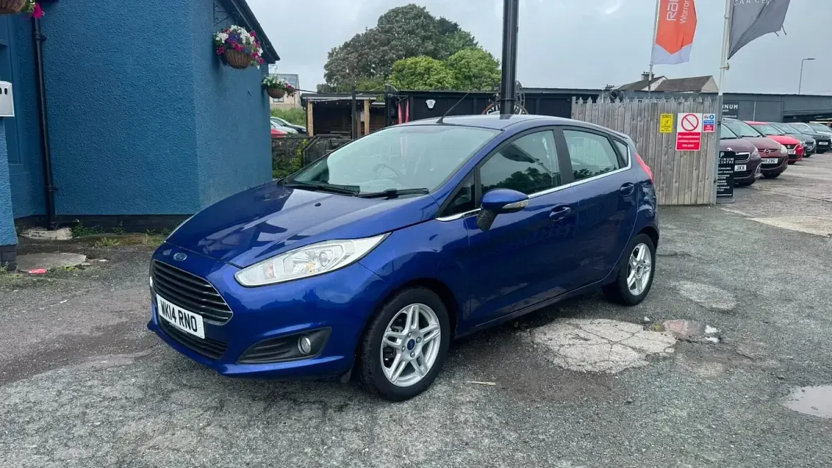 Used Ford Fiesta Zetec 2014 Blue Hatchback