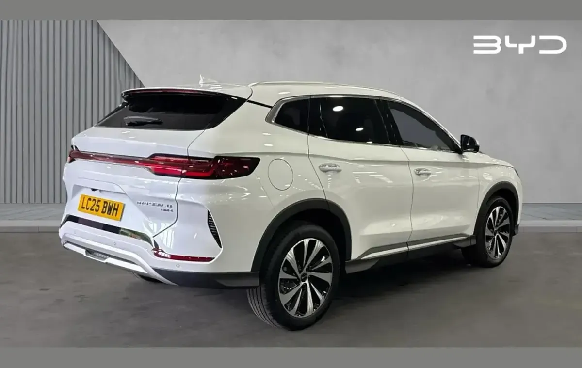 Used BYD Seal U Comfort 218 HP (160 kW) 2025 White SUV