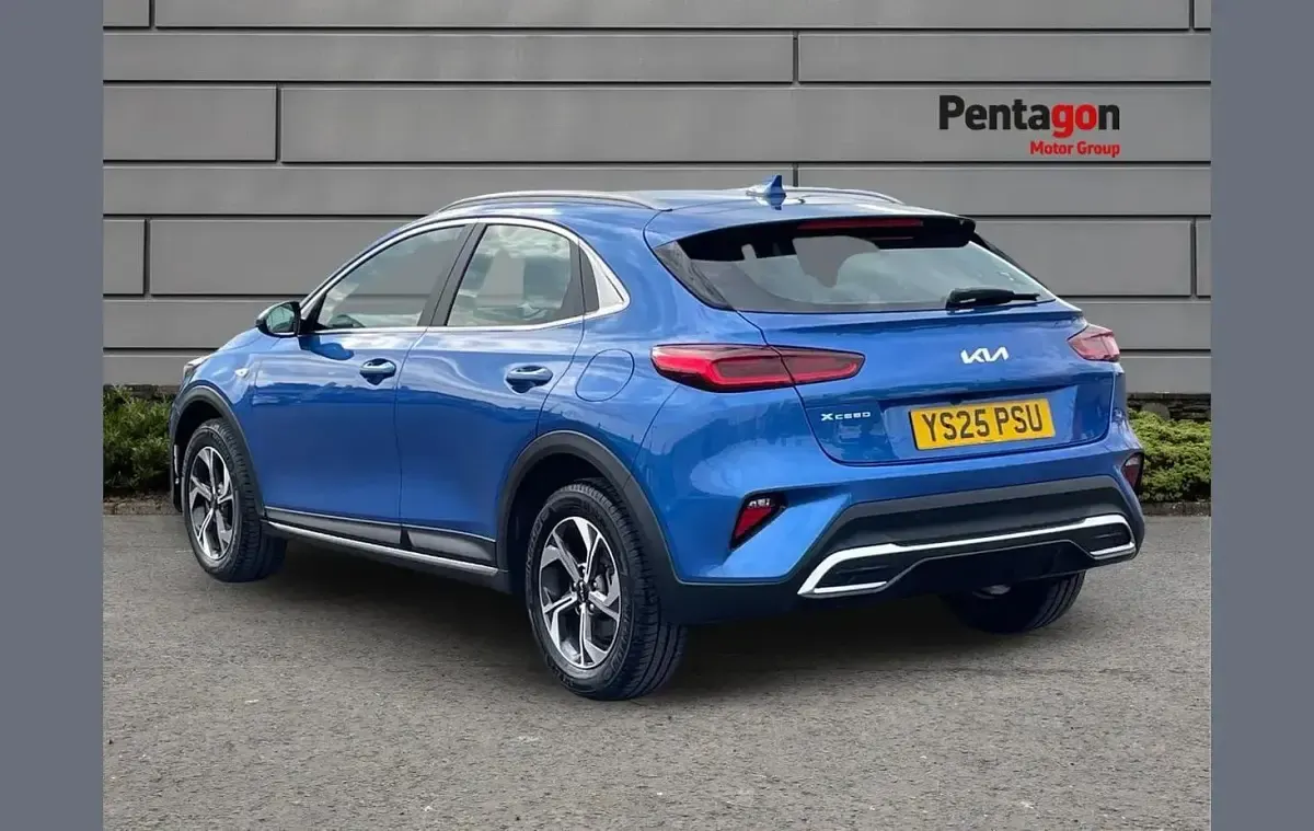 Usado Kia XCeed 138 CV (101 kW) 2025 Azul SUV