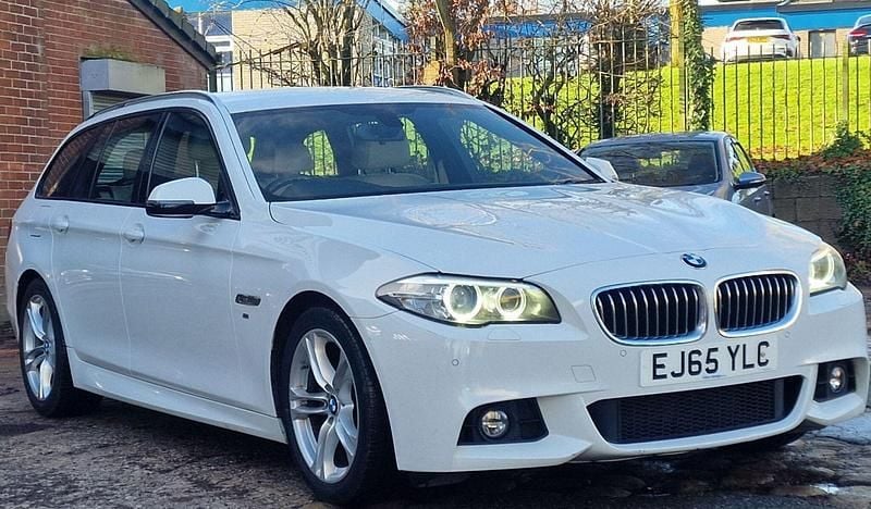 White Used 2015 BMW 520 M Sport Estate | £10,150 (Fair price) - Image 1/4