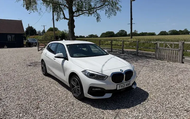 Used BMW 118 Sport Line 136 HP (100 kW) 2021 Hatchback