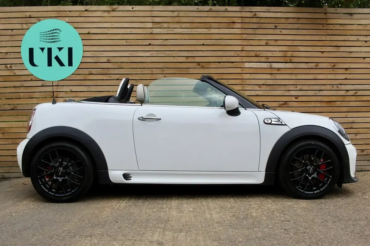 Used Mini John Cooper Works Roadster 211 HP (155 kW) 2012 Silver Cabriolet