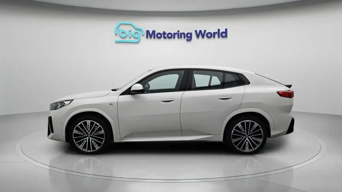 Used BMW iX2 M Sport 279 kW (380 HP) 2025 White SUV