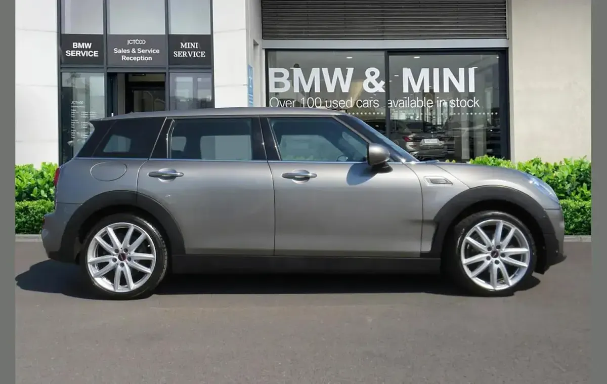 Used Mini Cooper Clubman Sport 134 HP (98 kW) 2019 Silver Estate