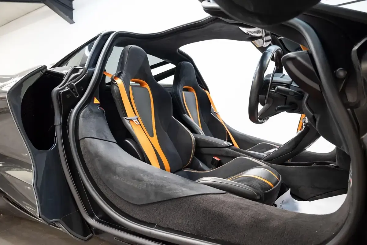 Used McLaren 720S 720 HP (529 kW) 2019 Grey Coupe
