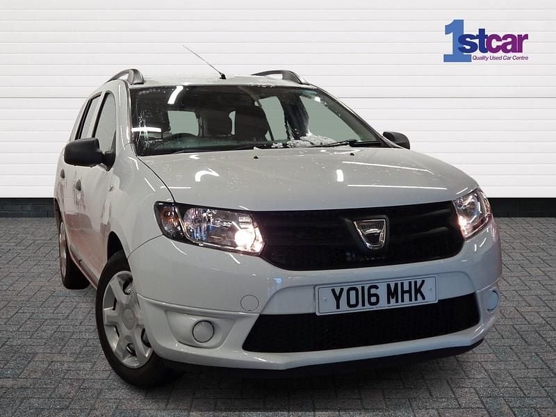 White Used 2016 Dacia Logan MCV Ambiance Estate | £4,689 (Fair price) - Image 1/4