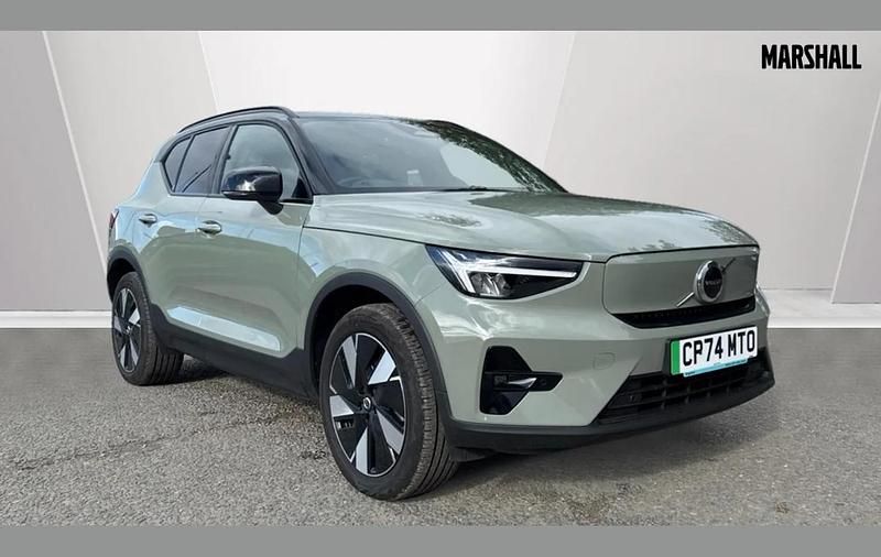 Green New 2025 Volvo EX40 Plus SUV | £34,980 - Image 1/4