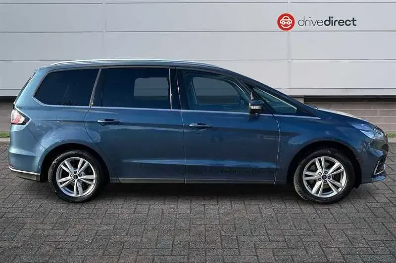Usado Ford Galaxy Titanium 190 HP (139 kW) 2023 Azul Monovolume