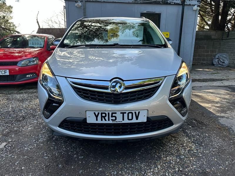 Used Vauxhall Zafira 140 HP (102 kW) 2015 Silver MPV