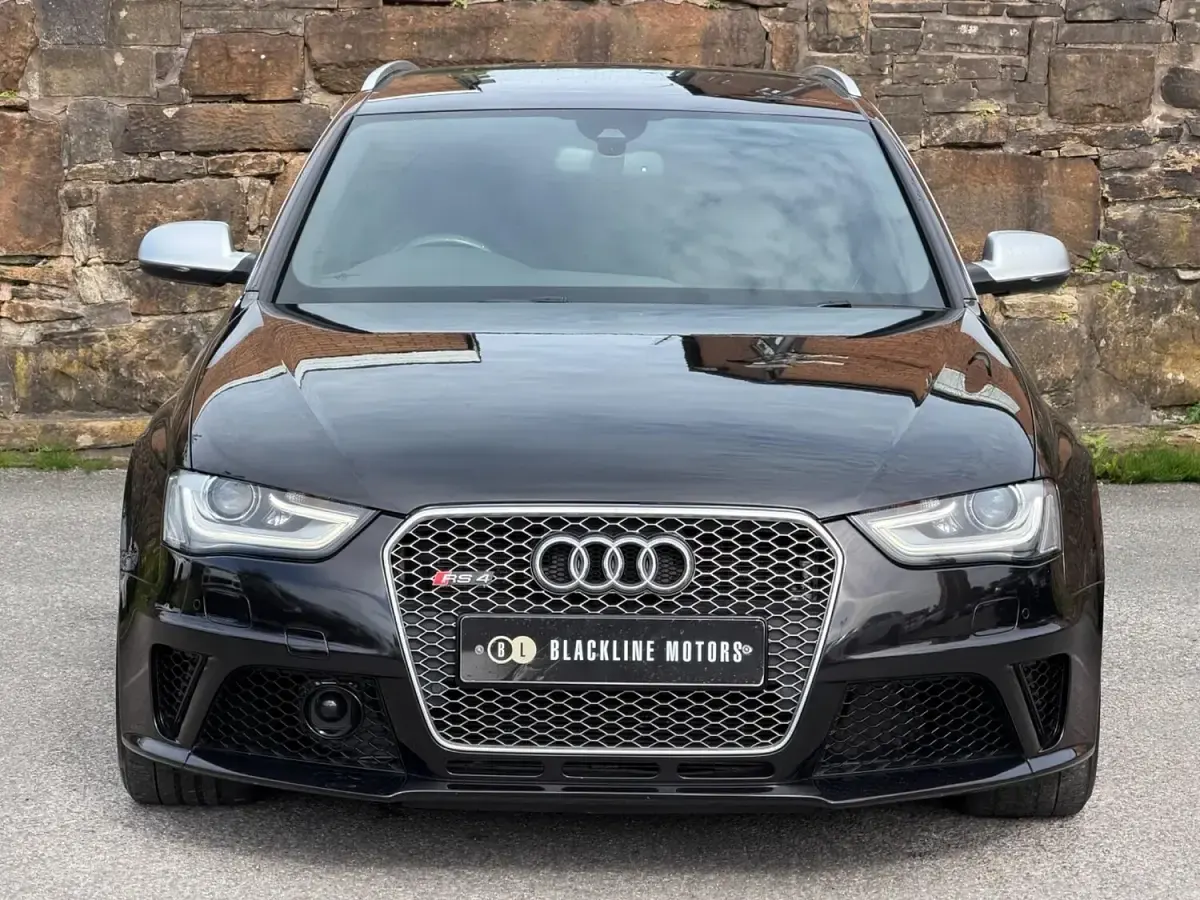 Used Audi RS4 Performance 450 HP (330 kW) 2013 Black Estate