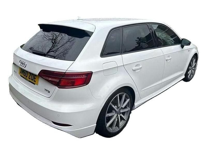 Used Audi A3 Sportback Black Edition 150 HP (110 kW) 2018 White Hatchback