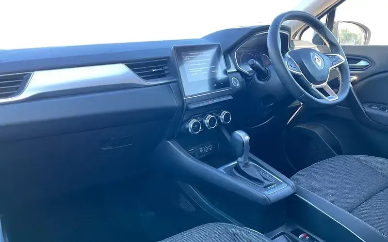 Second-hand Renault Captur SE 143 CP (105 kW) 2022 Alb SUV