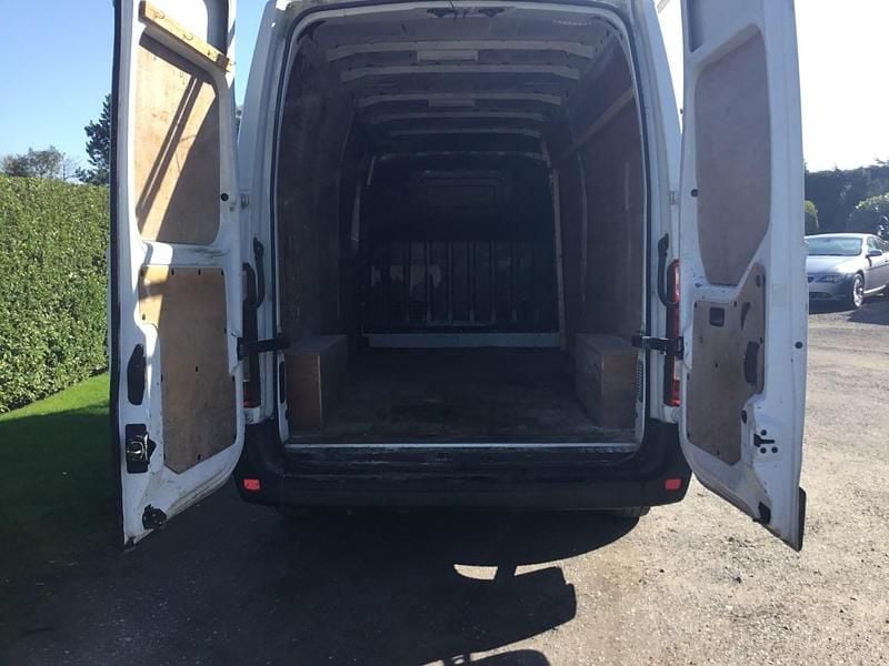 Used Renault Master Business 2016 White Van