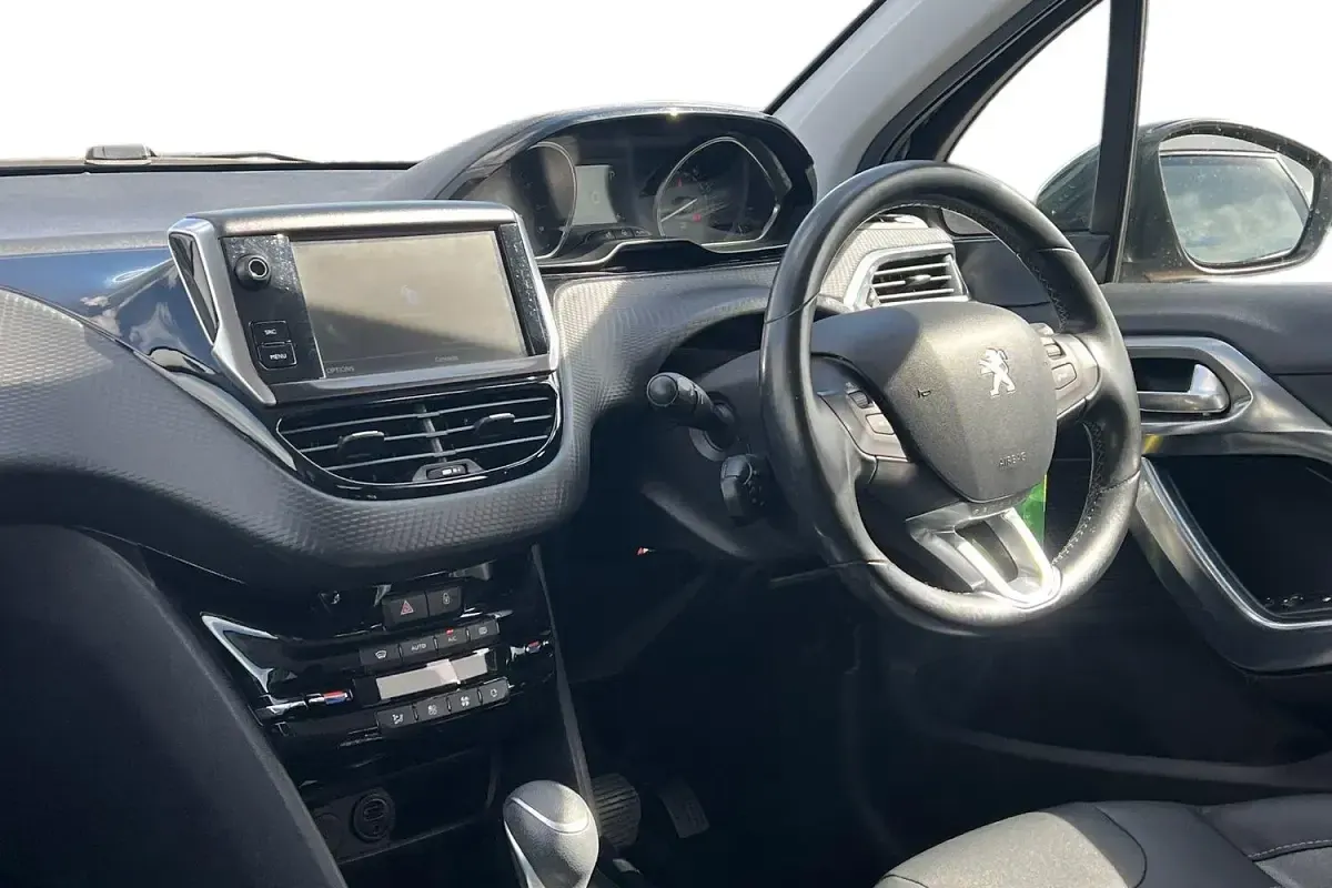 Used Peugeot 2008 Allure 110 HP (80 kW) 2017 Grey SUV