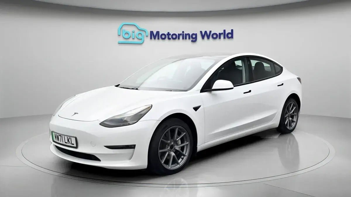 Used Tesla Model 3 Long Range AWD 366 kW (498 HP) 2021 White Sedan
