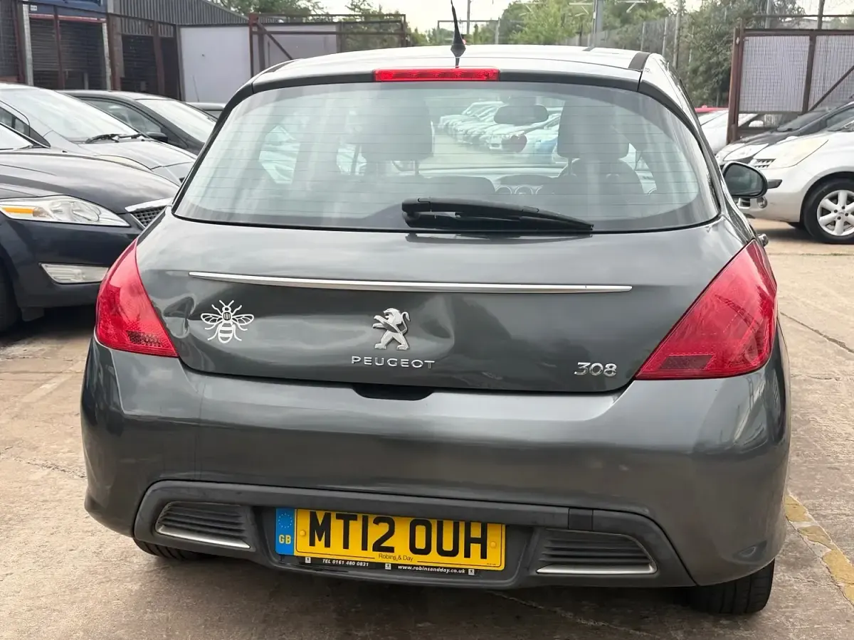 Used Peugeot 308 Active 92 HP (67 kW) 2012 Grey Hatchback