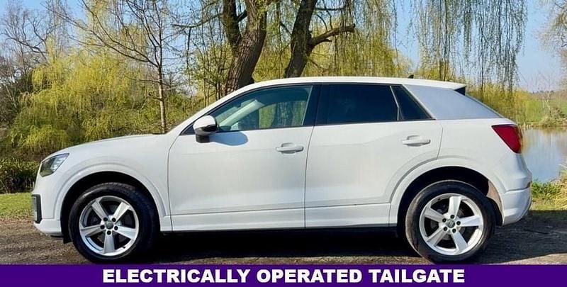 Used Audi Q2 Sport 116 HP (85 kW) 2018 White SUV