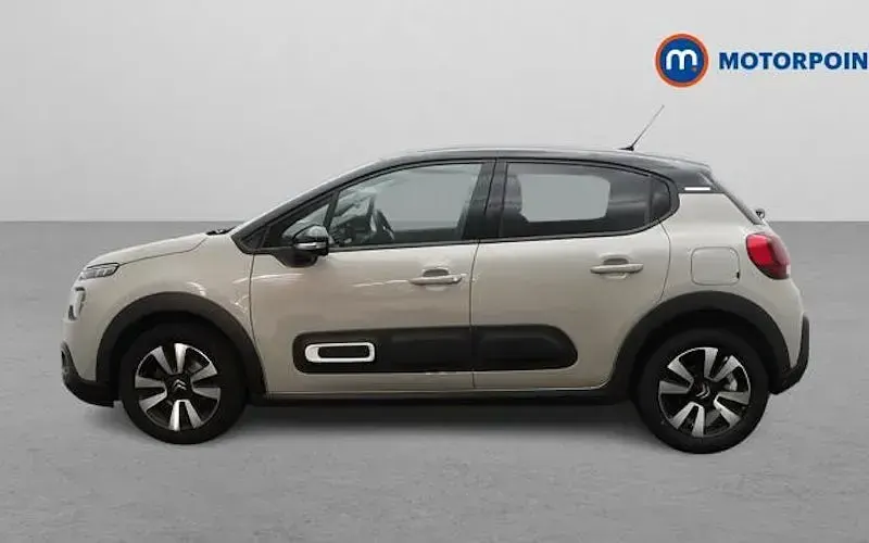 Used Citroën C3 PureTech 110 HP (80 kW) 2024 Hatchback