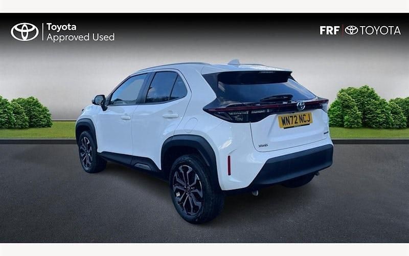 Used Toyota Yaris Hybrid Design 116 HP (85 kW) 2026 Estate