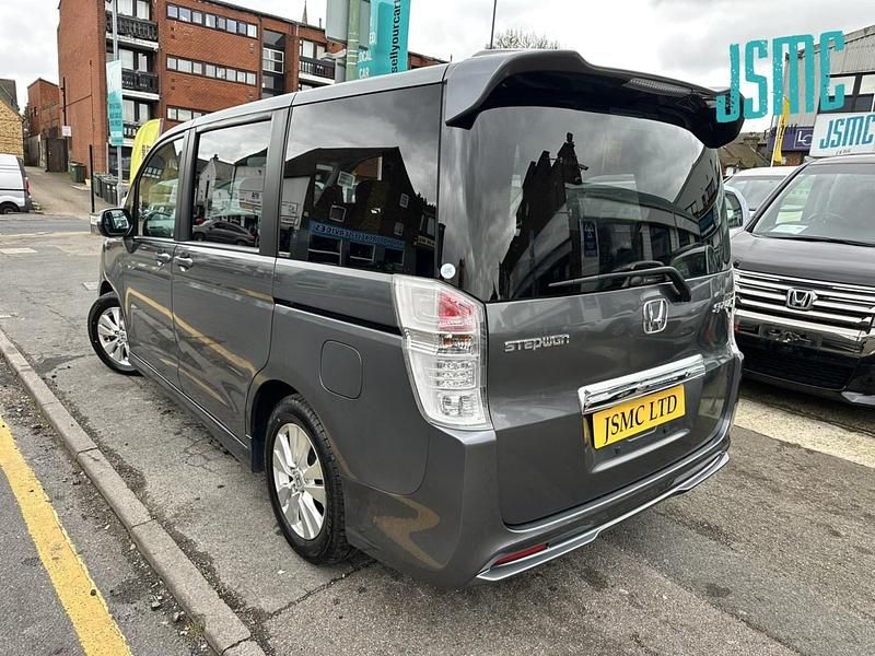 Used Honda Stepwgn 2010 Grey MPV