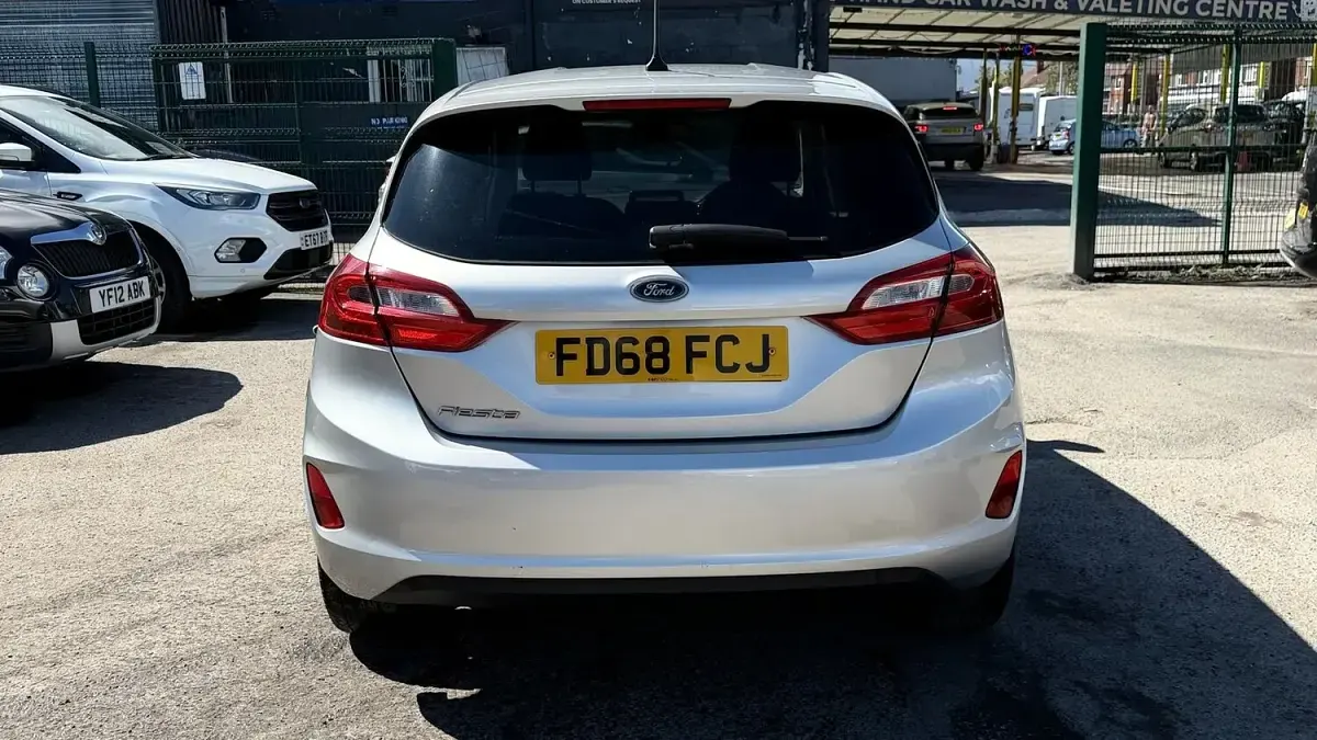 Used Ford Fiesta Titanium 120 HP (88 kW) 2019 Silver Hatchback