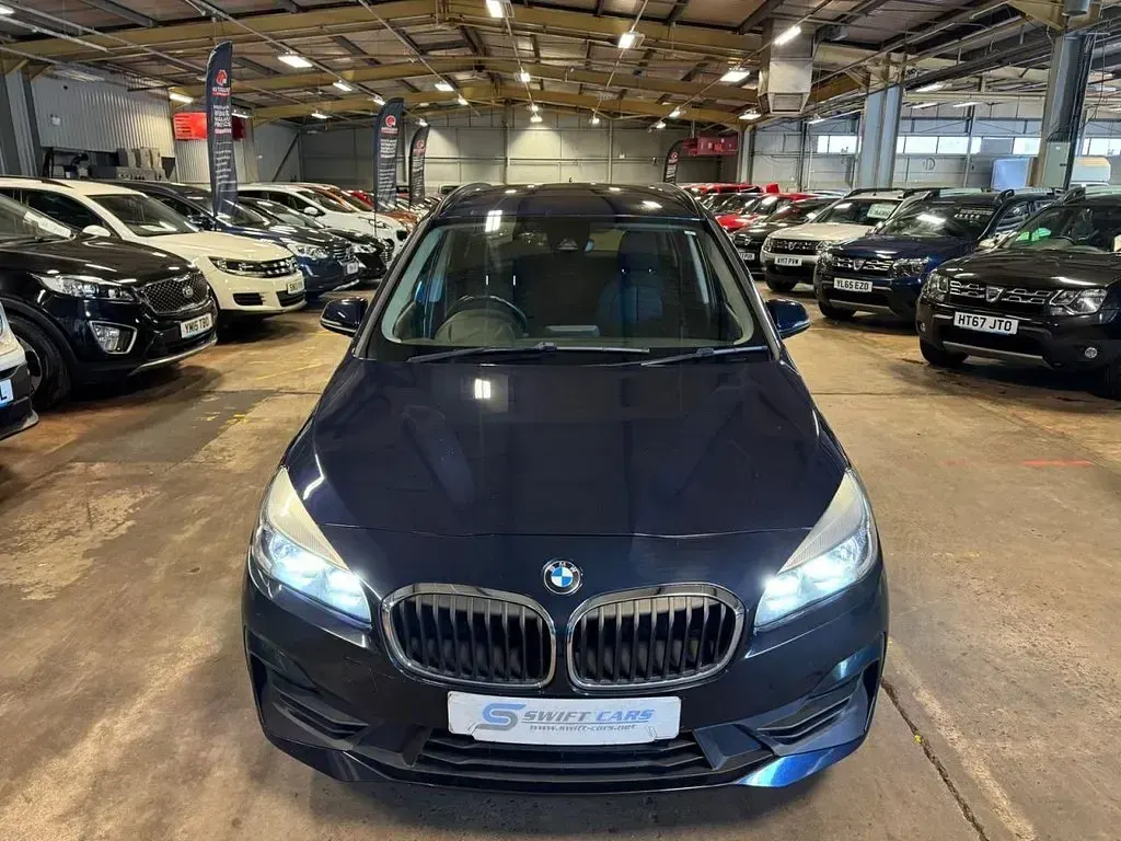 Begagnad BMW 218 150 HK (110 kW) 2019 Blå Minibuss