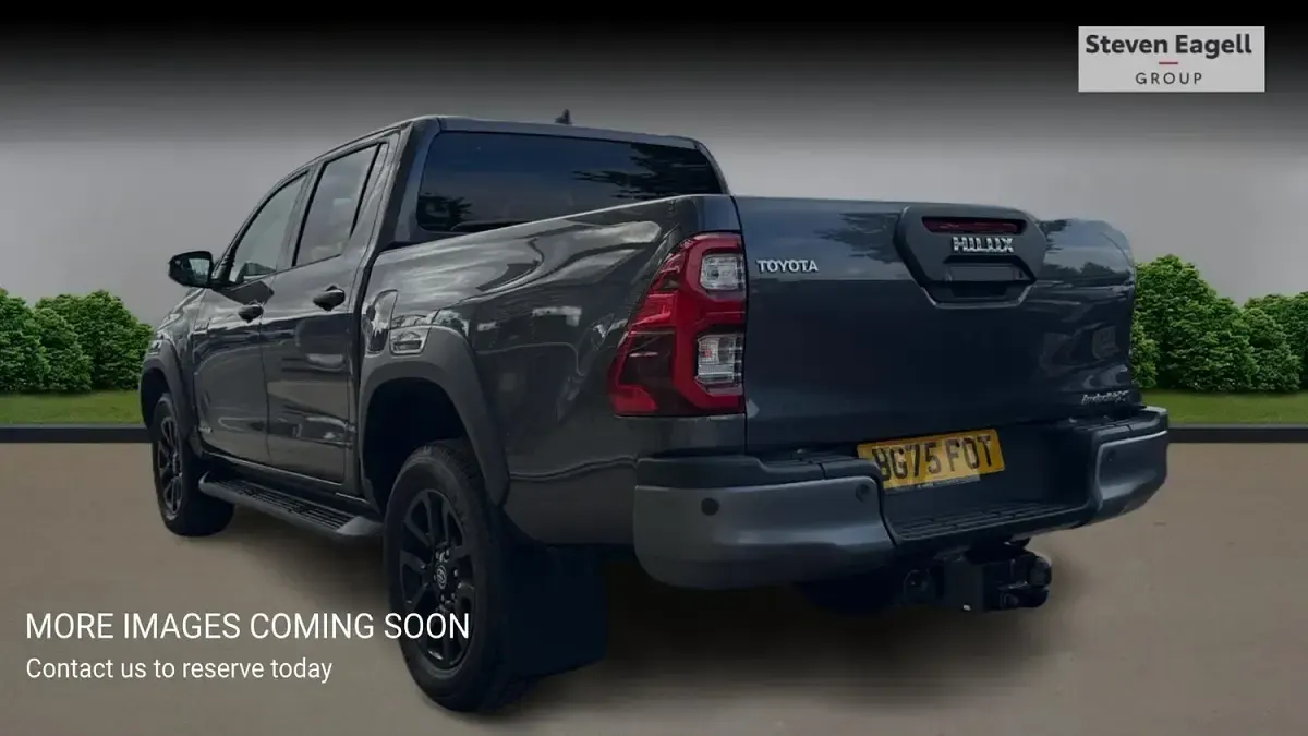 Used Toyota HiLux 201 HP (147 kW) 2025 Grey Pickup