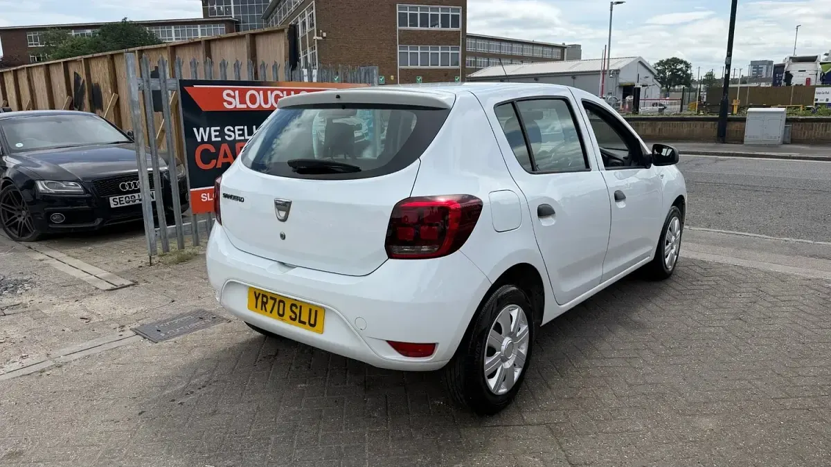 Used Dacia Sandero Essentiel 2020 White Hatchback