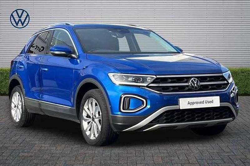 Used VW T-Roc Style 150 HP (110 kW) 2022 Ravenna blue SUV